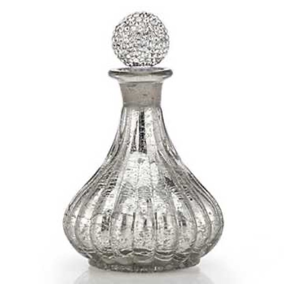 ISO Z Gallerie Heirloom Bottles - Picture 2 of 6